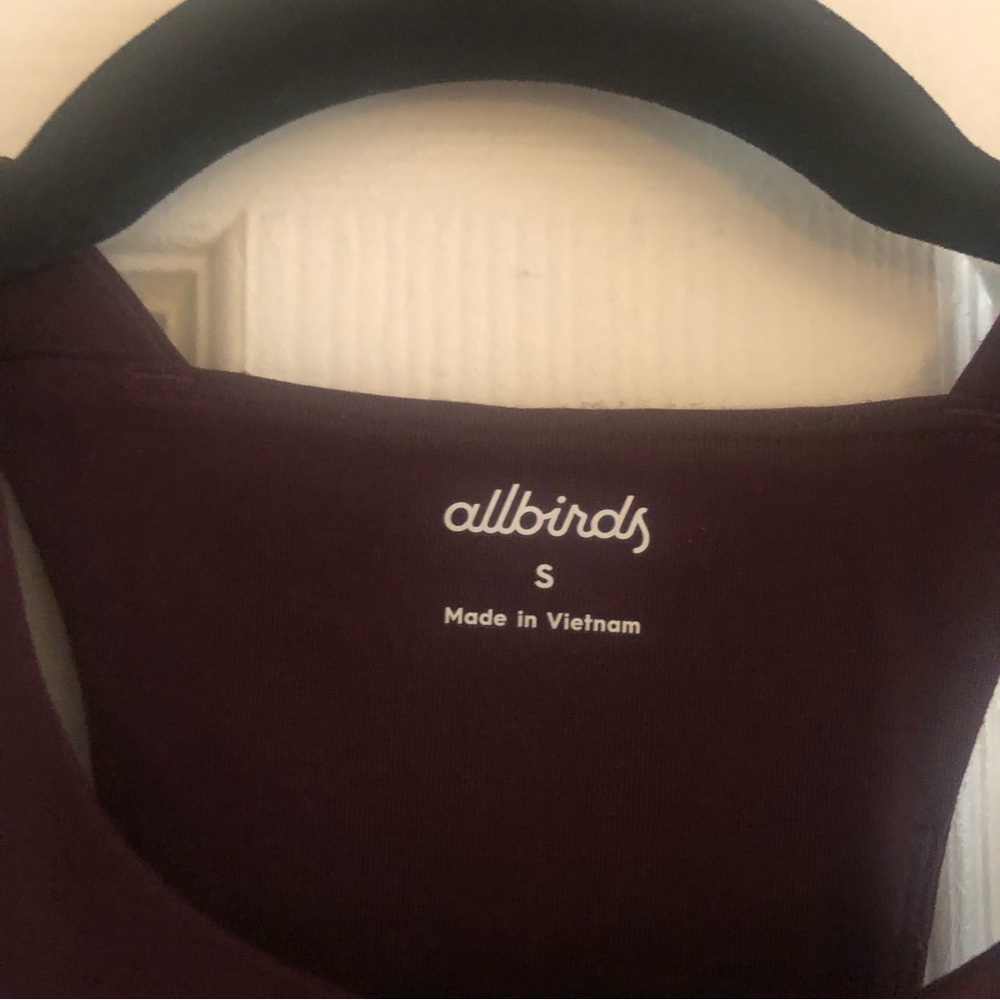 NWOT Allbirds Women's Natural Run Form Tank Maroon Wine Red Long Crop Active - Picture 6 of 8